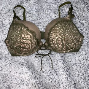 Dark green push up bra